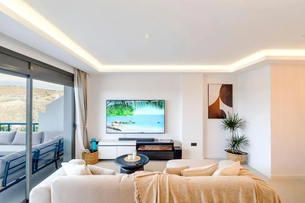 Conde Nest Flat With Wouw Views Apartamento Estepona