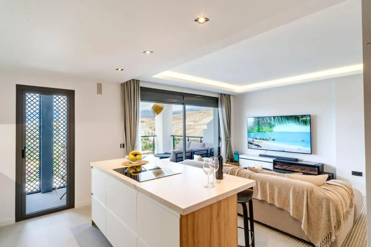 Conde Nest Flat With Wouw Views Apartamento Estepona